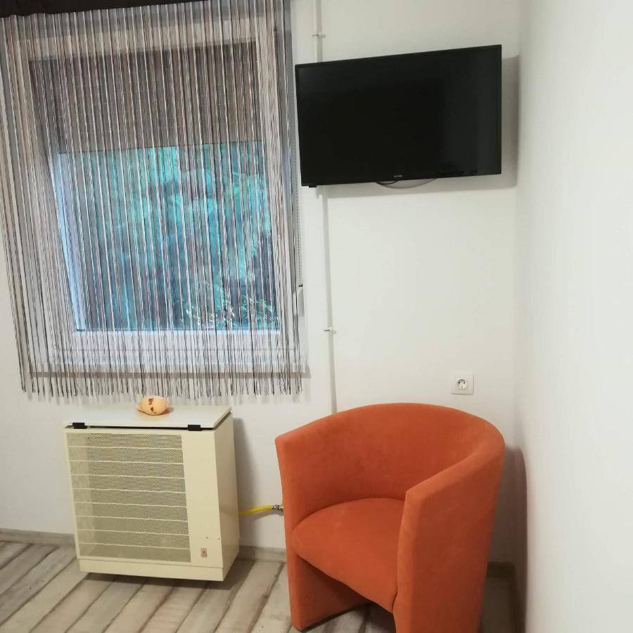 Golden Apartman Orosháza Exteriör bild